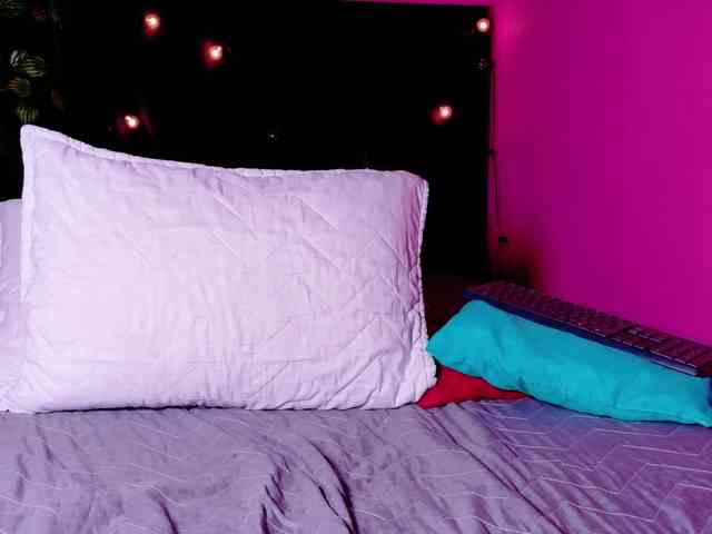 naturaltiits webcam