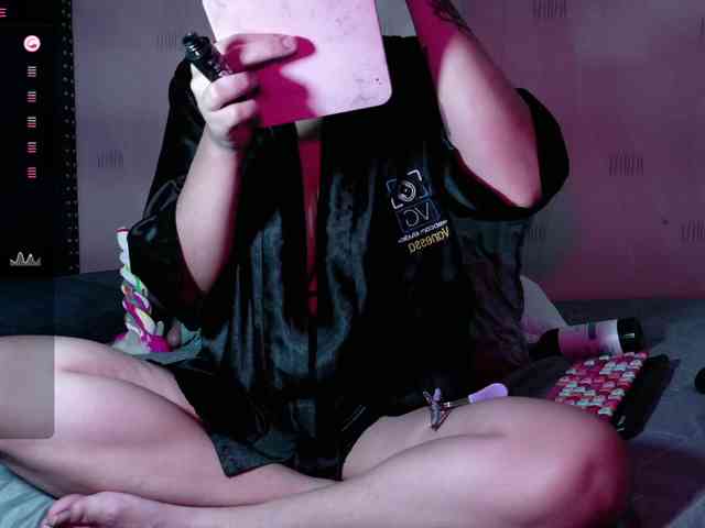 naturaltiits webcam