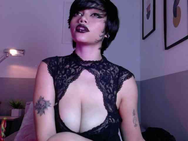 naturaltiits webcam