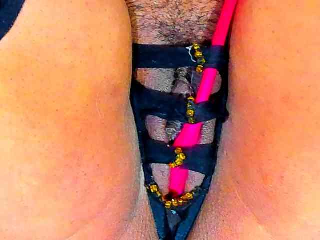 XxXbrunettesquirtxXx webcam