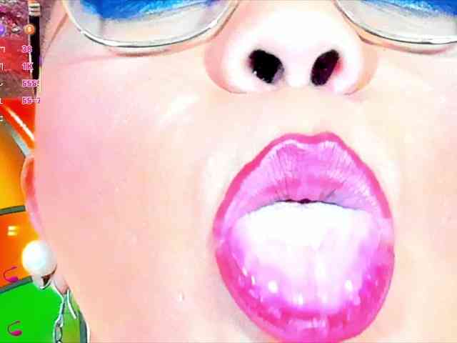 XxXbrunettesquirtxXx webcam