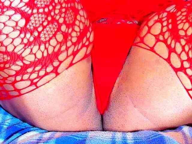 XxXbrunettesquirtxXx webcam