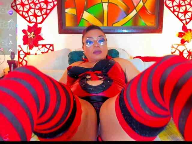 XxXbrunettesquirtxXx XxXbrunettesquirtxXx