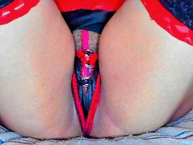 XxXbrunettesquirtxXx webcam