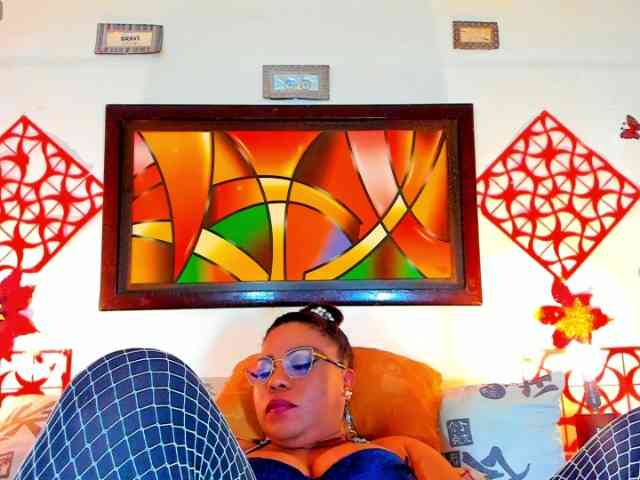 XxXbrunettesquirtxXx XxXbrunettesquirtxXx