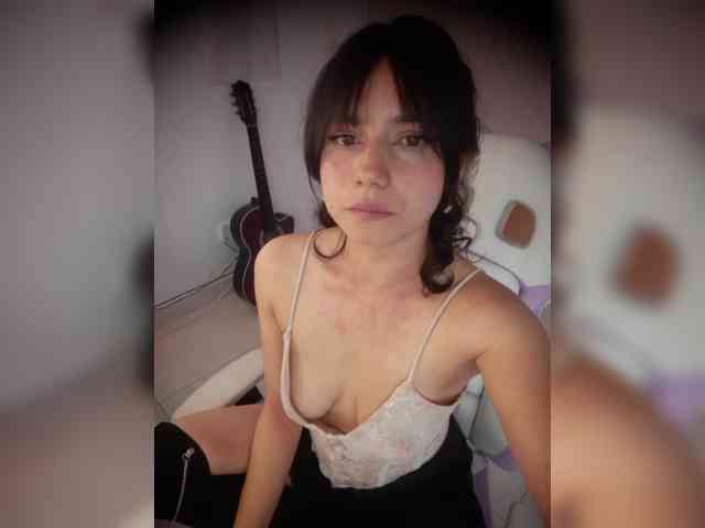 AriannaRouse webcam