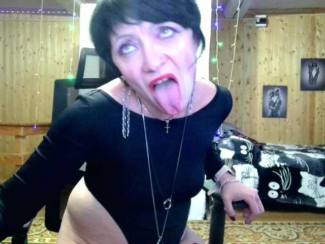 Alexa81c's BongaCams show and profile