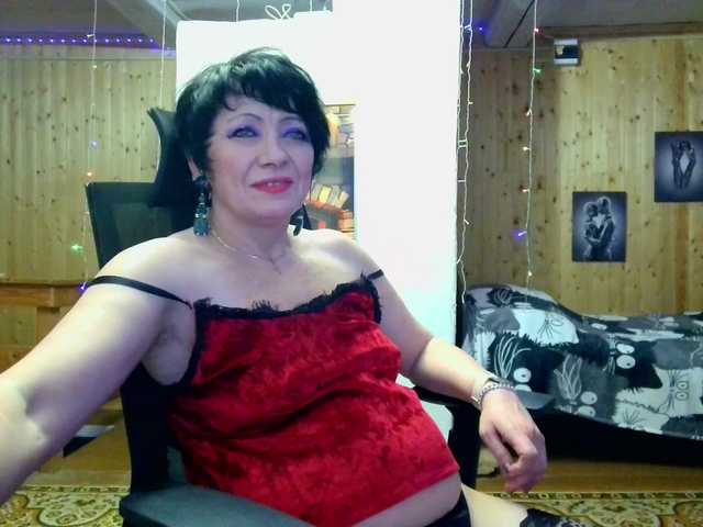 Alexa81c's BongaCams show and profile