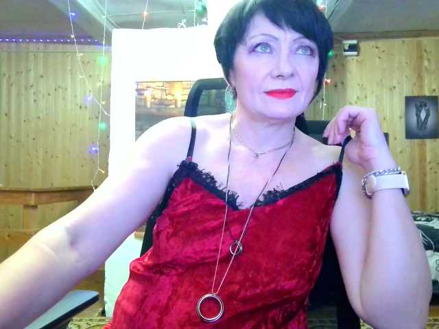 Alexa81c's BongaCams show and profile