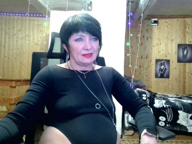 Alexa81c's BongaCams show and profile