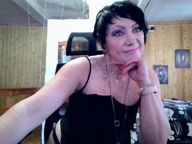 Alexa81c — Countdown: Lovens from 2x, don't ask for free, everything is in the menu, I love mini games)))@sofar is assembled, @remain is left until the start of the show! pussy