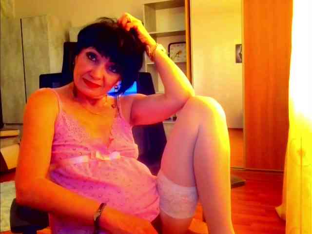 random chatting Alexa81c