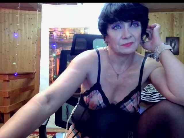 Alexa81c Live Webcam on BongaCams