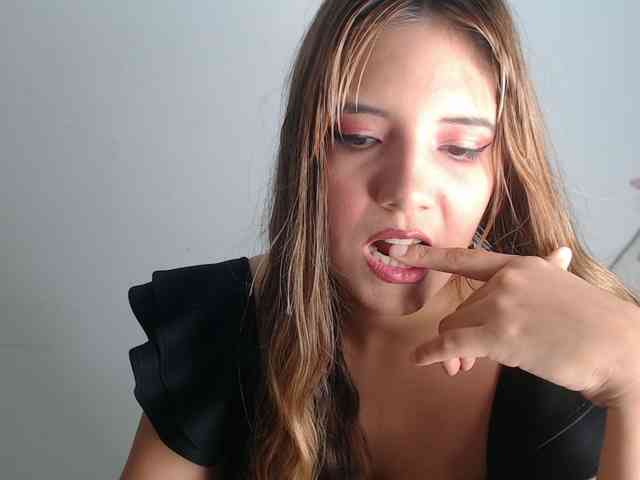 melany-suggar webcam