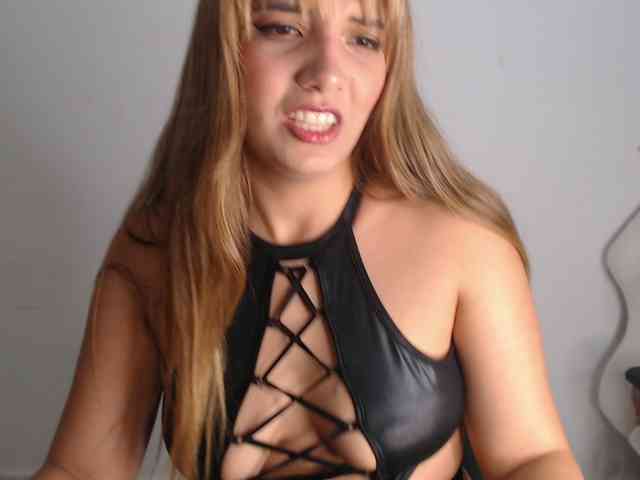 melany-suggar webcam