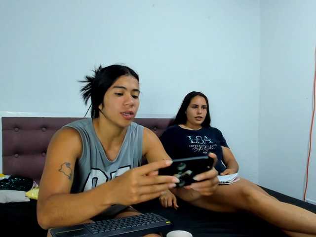 Ashleywen-d's BongaCams show and profile