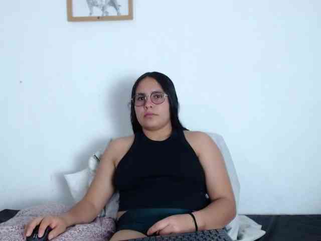 Ashleywen-d webcam