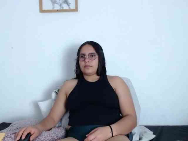 Ashleywen-d webcam