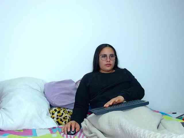 Ashleywen-d Live Webcam on BongaCams