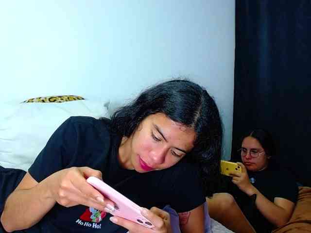 Ashleywen-d webcam
