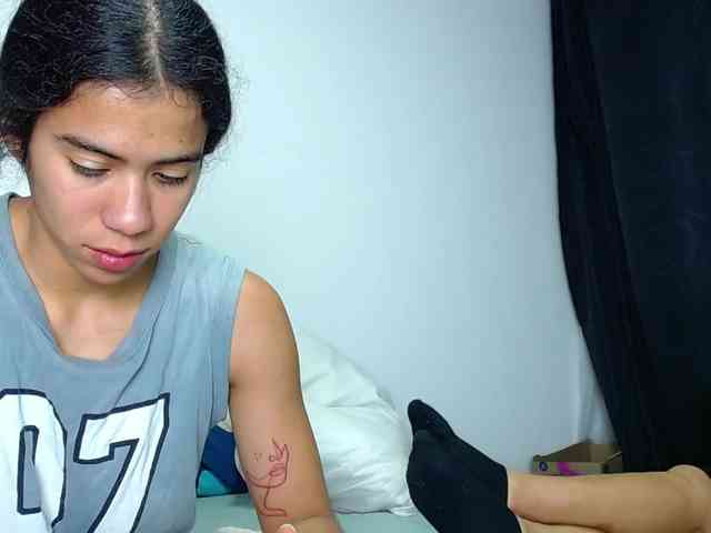 Ashleywen-d webcam