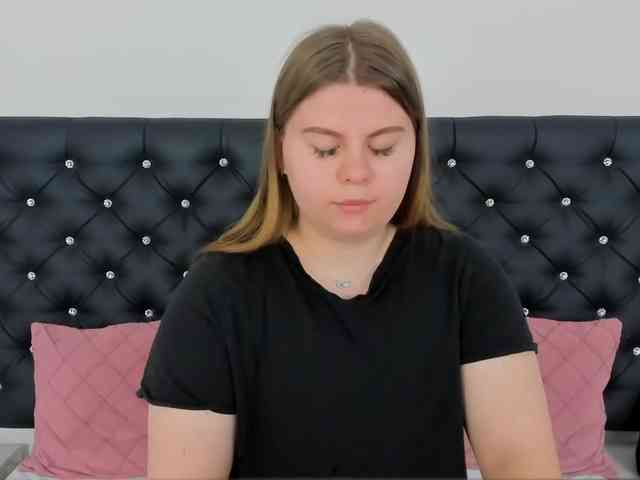 Shaved white, Shaved teens, Group chat for 20 39 tokens, Full privates for ..., Porn Sex Rooms 6