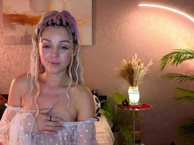 LizaBest on BongaCams 