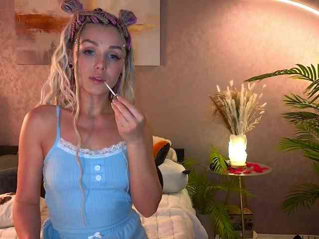 SonyaBest webcam