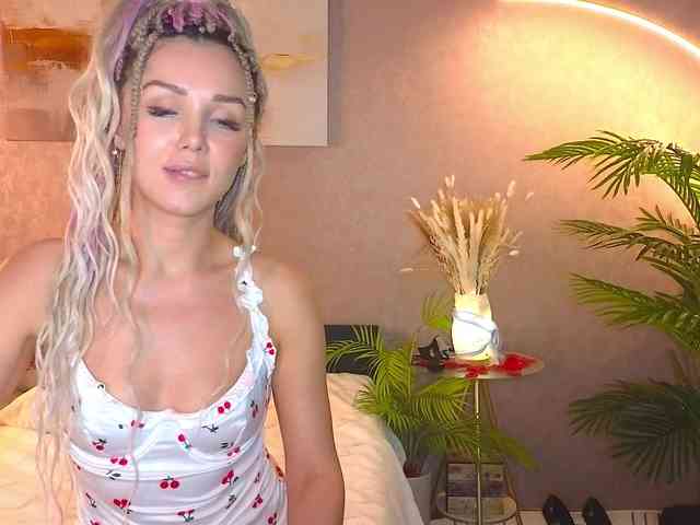 chat room nude LizaBest