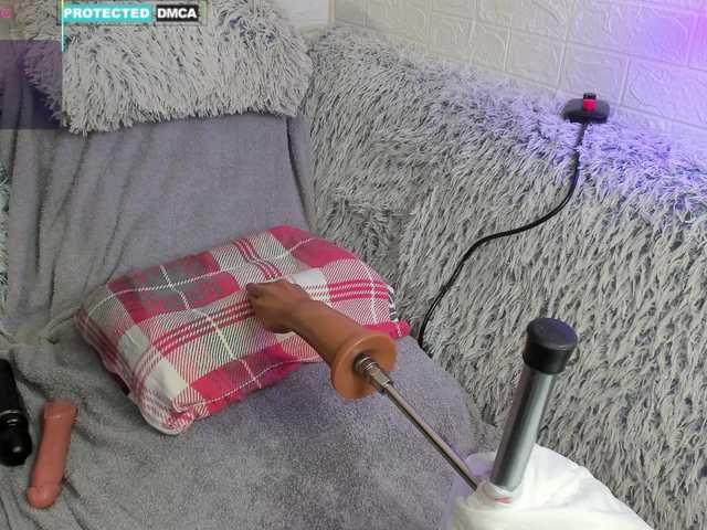 Lara-Cristan's BongaCams show and profile