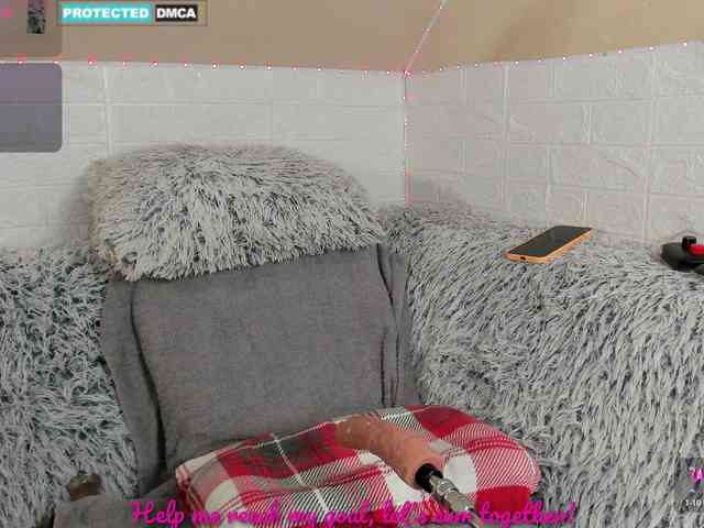 Lara-Croft_Cristan webcam