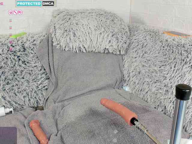 Lara-Croft_Cristan webcam