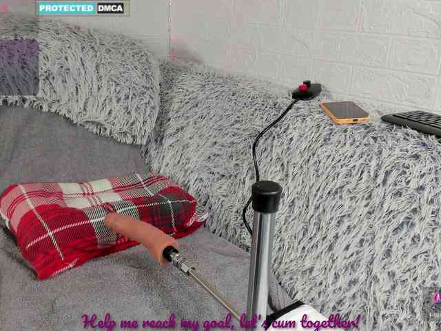 Lara-Croft_Cristan webcam