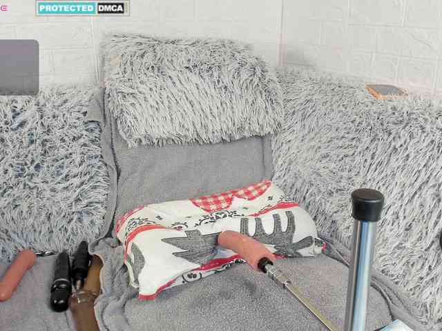 Lara-Croft_Cristan webcam