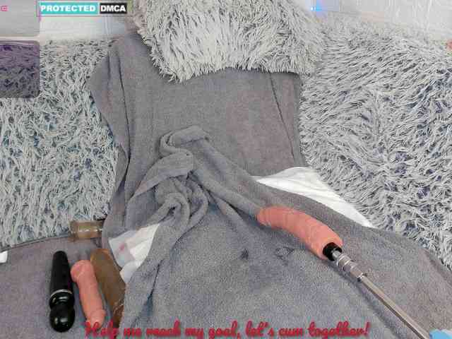 Lara-Croft_Cristan webcam