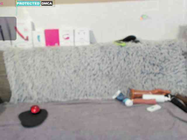 Lara-Croft_Cristan webcam