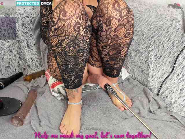 Lara-Croft_Cristan webcam