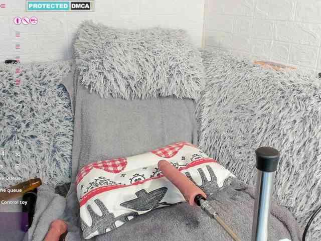 Lara-Croft_Cristan webcam