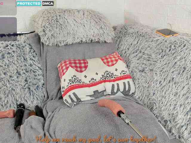 Lara-Croft_Cristan webcam