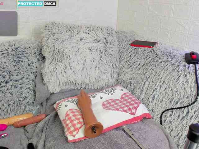 Lara-Croft_Cristan webcam