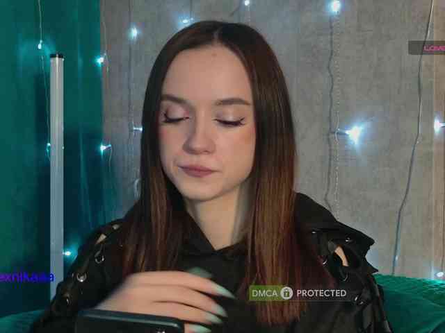 AlexNikaaa1815 AlexNikaaa1815