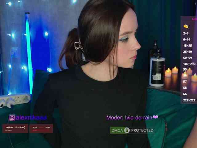 AlexNikaaa1815 Live Webcam on BongaCams