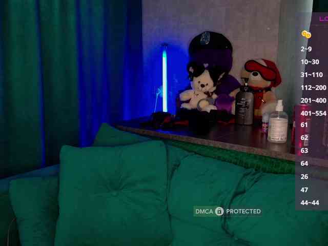 AlNikaaa webcam