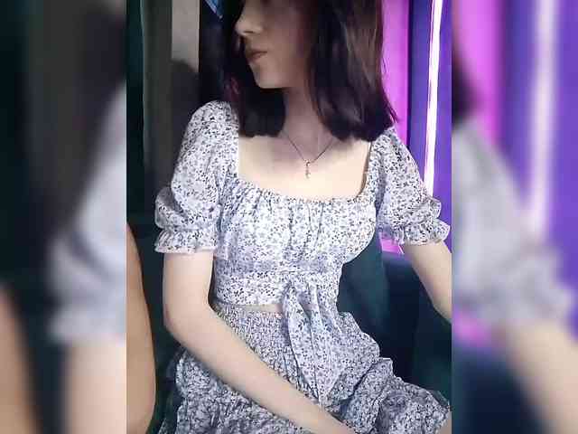 AlexNikaaa webcam