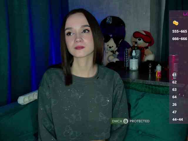 AlNikaaa webcam