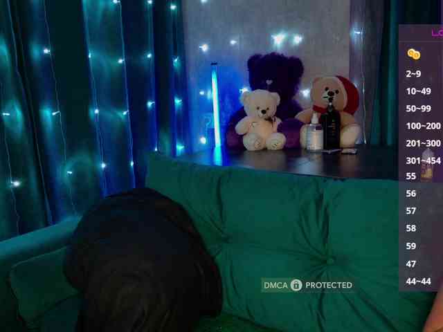 AlNikaaa webcam
