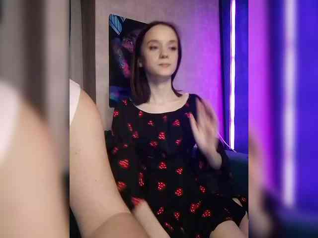 AlexNikaaa webcam