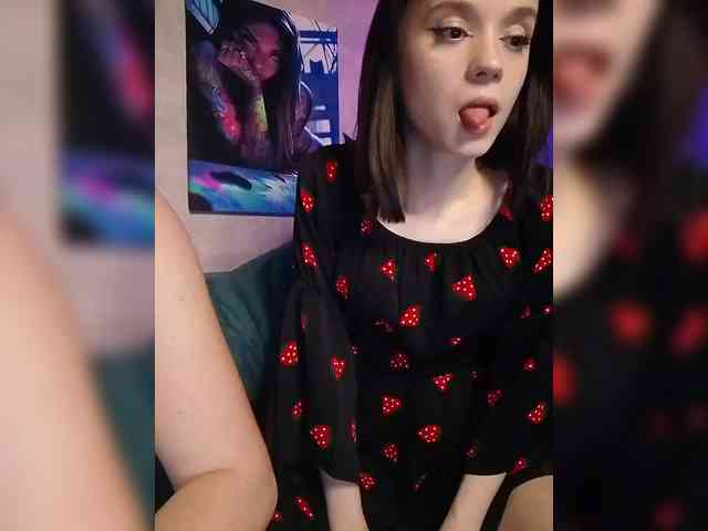 AlexNikaaa webcam