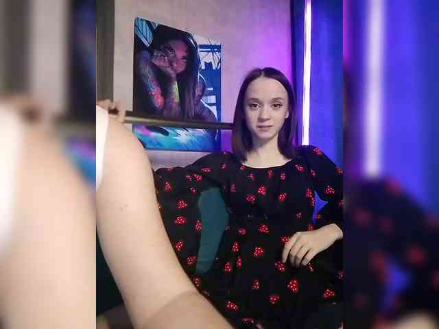 AlexNikaaa webcam