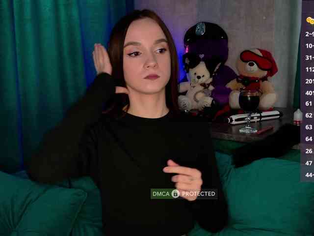 AlNikaaa webcam
